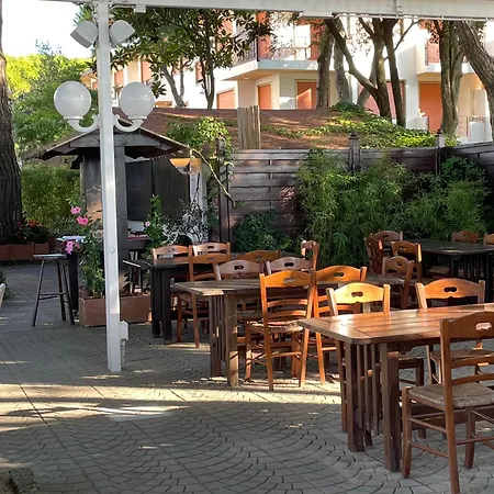 Vina Del Mar Pineta 호텔 4*