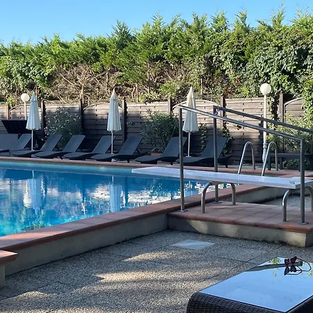 호텔 Vina Del Mar Pineta 4*