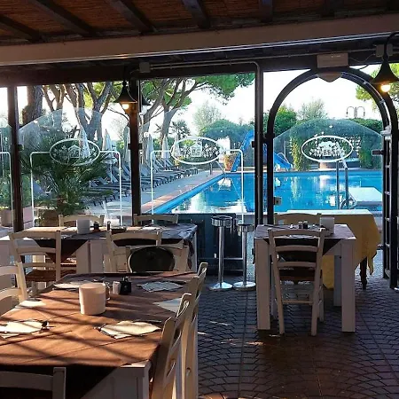 Vina Del Mar Pineta 호텔 4*