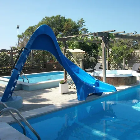Vina Del Mar Pineta 호텔 4*